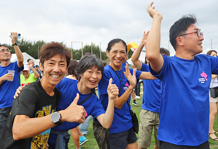 魅力③ 泡盛飲み放題のふれあいパーティ